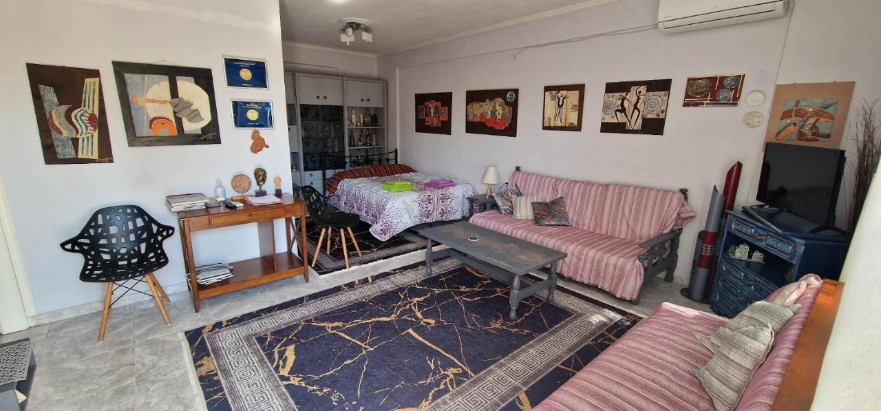 شقة House Of Arts Pélla المظهر الخارجي الصورة