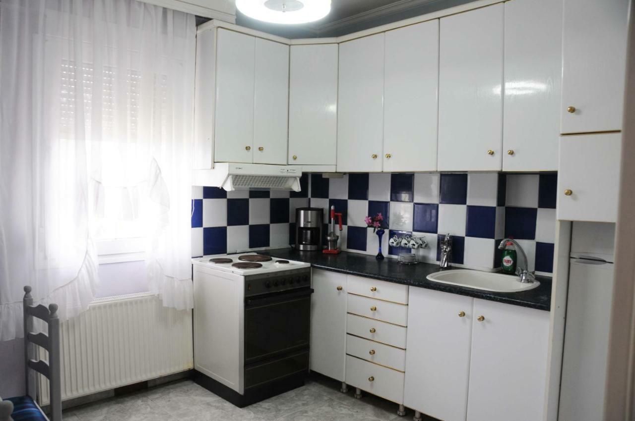 شقة House Of Arts Pélla المظهر الخارجي الصورة